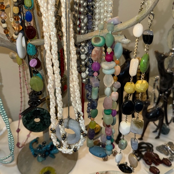 Come dig with me.  Unlisted gorgeousness in every price range. - Picture 9 of 16